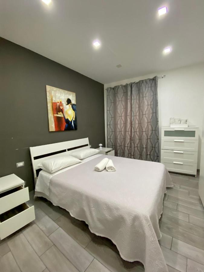 شقة Angelas House نابولي المظهر الخارجي الصورة